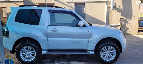 מיצובישי פג'רו קצר 4X4 Dakar אוט' דיזל 5 מק' 3.2 (190 כ''ס) דיזל 2017 למכירה בקרית שמונה