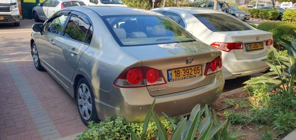 הונדה סיוויק סדאן החדשה LS אוט' 1.8 (140 כ''ס) בנזין 2008 למכירה ביהוד מונוסון