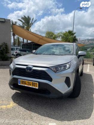 טויוטה RAV4 הייבריד E-volve הייבריד אוט' 2.5 (178 כ''ס) בנזין 2019 למכירה בחיפה