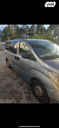 יונדאי H1 I800 מיניבוס אוט' דיזל 8 מק' 2.5 (170 כ''ס) דיזל 2011 למכירה ברמת גן