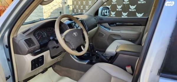 טויוטה לנד קרוזר ארוך 4X4 Luxury אוט' דיזל 8 מק' 3.0 (173 כ''ס) דיזל 2009 למכירה בבאקה אל ע'רביה