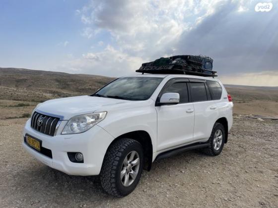 טויוטה לנד קרוזר ארוך 4X4 Luxury 60th אוט' דיזל 7 מק' 3.0 (190 כ''ס) דיזל 2011 למכירה בכפר סבא