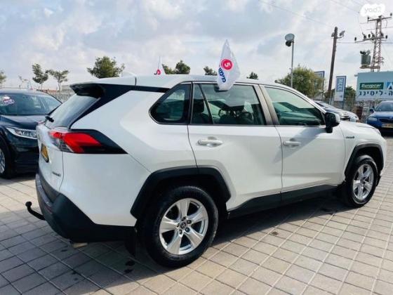 טויוטה RAV4 הייבריד E-volve הייבריד אוט' 2.5 (178 כ''ס) בנזין 2019 למכירה בבאר שבע