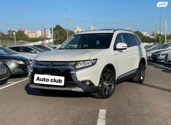 מיצובישי אאוטלנדר Instyle אוט' 7 מק' 2.0 (150 כ"ס) בנזין 2018 למכירה בראשון לציון