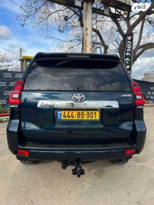טויוטה לנד קרוזר ארוך 4X4 Limited אוט' דיזל 7 מק' 2.8 (177 כ"ס) דיזל 2018 למכירה באבן יהודה