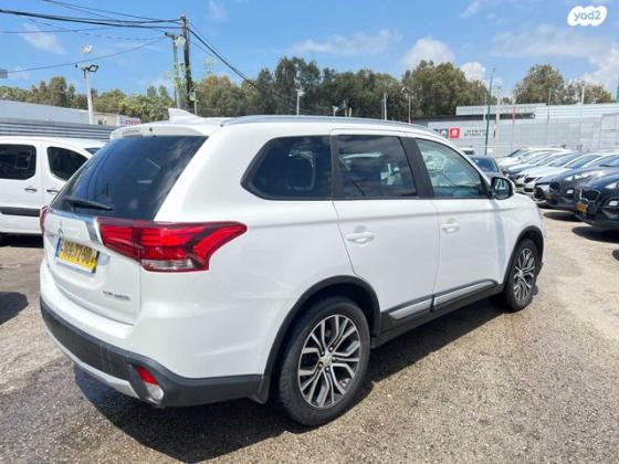 מיצובישי אאוטלנדר Instyle אוט' 7 מק' 2.0 (150 כ"ס) בנזין 2018 למכירה בנתניה