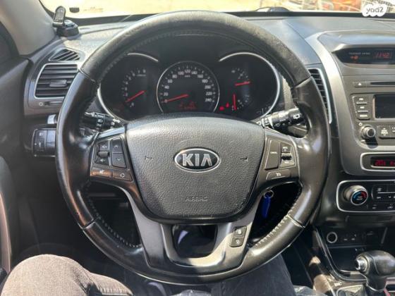 קיה סורנטו EX אוט' 7 מק' 2.4 (192 כ''ס) בנזין 2014 למכירה בדאלית אל כרמל