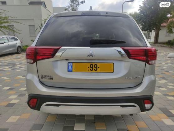 מיצובישי אאוטלנדר Intense אוט' 7 מק' 2.0 (150 כ"ס) בנזין 2019 למכירה בניצנים