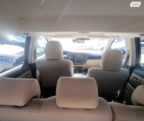 מיצובישי אאוטלנדר Instyle אוט' 7 מק' 2.0 (150 כ"ס) בנזין 2019 למכירה ב