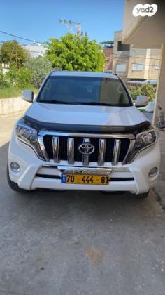 טויוטה לנד קרוזר קצר 4X4 Luxury אוט' דיזל 2.8 (177 כ"ס) דיזל 2016 למכירה באכסאל