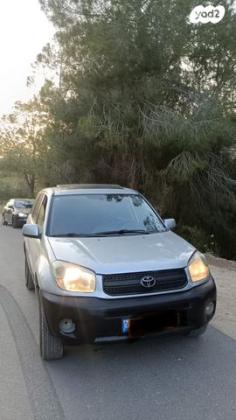 טויוטה RAV4 ארוך 4X4 STD אוט' 2.0 (150 כ''ס) [2001-2006] בנזין 2005 למכירה בירושלים