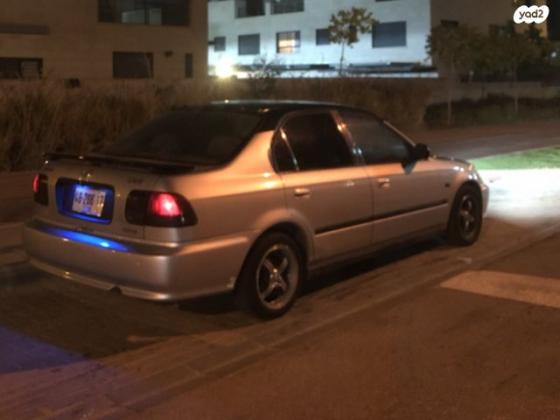 הונדה סיוויק (עד 2006) Premium SR אוט' 1.6 (125 כ''ס) בנזין 2000 למכירה ברמלה