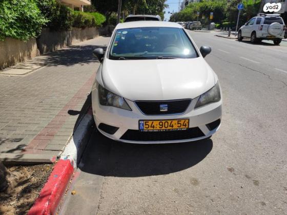 סיאט איביזה Reference ידני 5 דל' 1.2 (90 כ"ס) בנזין 2015 למכירה בתל אביב יפו