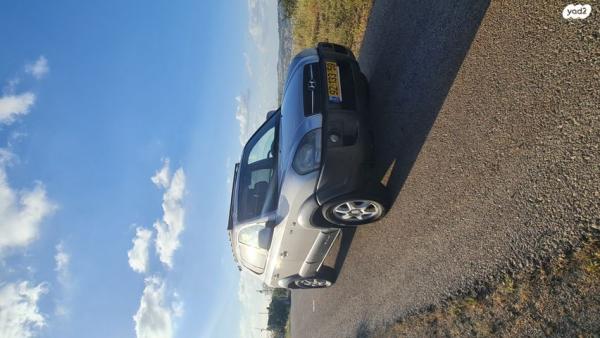 יונדאי טוסון 4X4 GLS אוט' דיזל 2.0 (112 כ''ס) דיזל 2005 למכירה באריאל