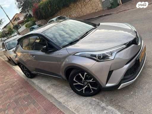 טויוטה C-HR Style P הייבריד אוט' 1.8 (98 כ''ס) בנזין 2019 למכירה בשפרעם