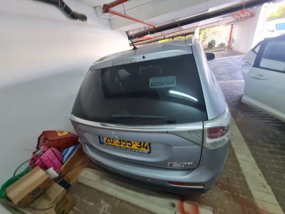 מיצובישי אאוטלנדר Instyle אוט' 7 מק' 2.0 (150 כ"ס) בנזין 2015 למכירה במודיעין מכבים רעות
