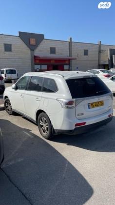מיצובישי אאוטלנדר Instyle אוט' 7 מק' 2.0 (150 כ"ס) בנזין 2014 למכירה באחיהוד