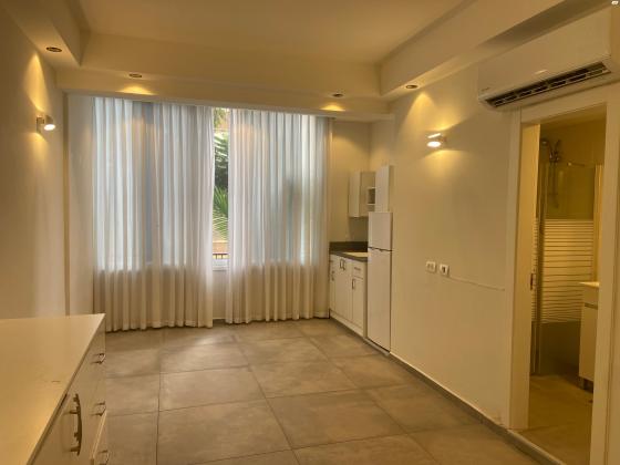 קריניצי 9 (מרכז העיר ב')