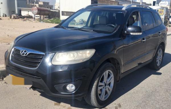 יונדאי סנטה פה 4X4 Luxury אוט' בנזין 7 מק' 2.3 (174 כ''ס) בנזין 2011 למכירה בכסיפה
