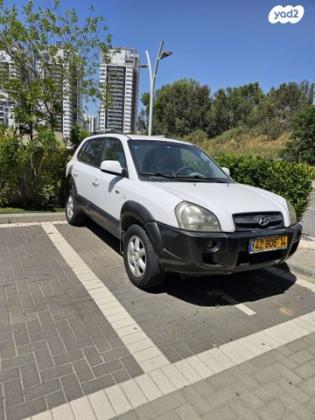 יונדאי טוסון 4X4 GLS LTH אוט' דיזל 2.0 (112 כ''ס) דיזל 2006 למכירה בבאר יעקב
