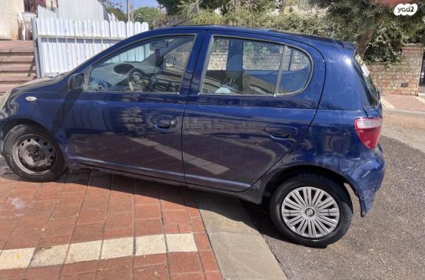 טויוטה יאריס Sol אוט' 1.3 (87 כ''ס) בנזין 2001 למכירה בבאר שבע