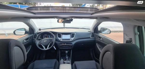 יונדאי טוסון Panoramic אוט' בנזין 2.0 (155 כ"ס) בנזין 2018 למכירה ברחובות