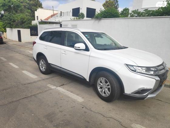 מיצובישי אאוטלנדר Intense אוט' 5 מק' 2.0 (150 כ"ס) בנזין 2017 למכירה במודיעין מכבים רעות