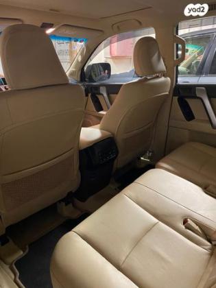 טויוטה לנד קרוזר ארוך 4X4 Luxury אוט' דיזל 7 מק' 2.8 (177 כ"ס) דיזל 2016 למכירה בבאר שבע