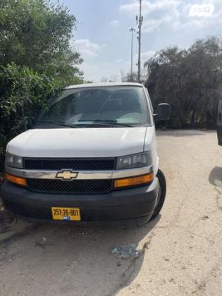 שברולט סוואנה ארוך Max סגור אוט' דיזל 4.5 טון 2.8 (181 כ''ס) דיזל 2018 למכירה בצור יצחק