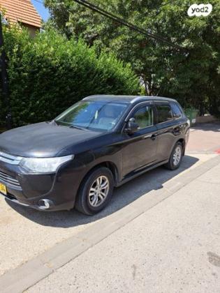 מיצובישי אאוטלנדר Instyle אוט' 7 מק' 2.0 (150 כ"ס) בנזין 2015 למכירה ברמת ישי