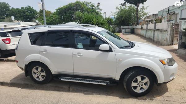 מיצובישי אאוטלנדר 4X4 Comfort אוט' 7 מק' 2.4 (170 כ''ס) [2007-2009] בנזין 2008 למכירה באור יהודה
