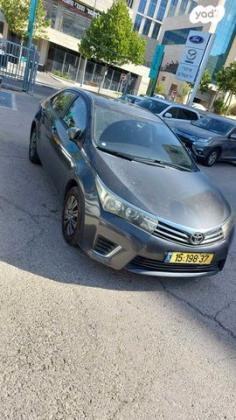 טויוטה קורולה Sun אוט' 1.6 (132 כ"ס) בנזין 2016 למכירה בחולון