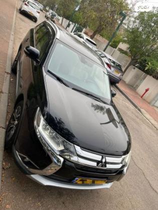 מיצובישי אאוטלנדר 4X4 Limited אוט' 7 דיזל מק' 2.3 (150 כ"ס) דיזל 2016 למכירה בפתח תקווה