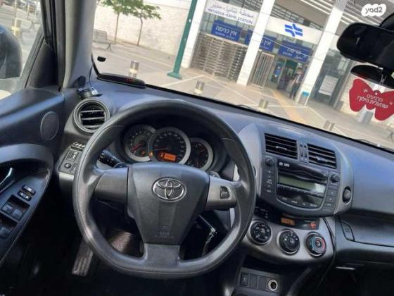 טויוטה RAV4 ארוך 4X4 Premium אוט' 2.0 (158 כ''ס) בנזין 2010 למכירה בנתניה