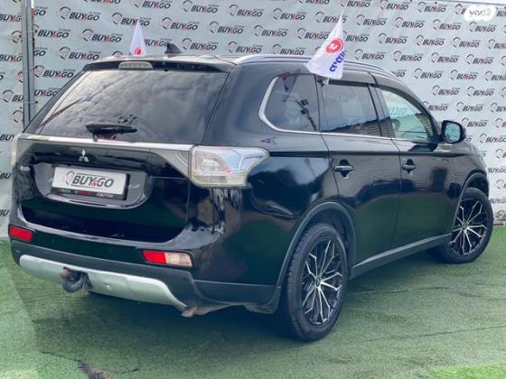 מיצובישי אאוטלנדר 4X4 Limited אוט' 7 דיזל מק' 2.3 (150 כ"ס) דיזל 2014 למכירה בנתניה