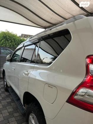 טויוטה לנד קרוזר ארוך 4X4 Luxury אוט' דיזל 7 מק' 2.8 (177 כ"ס) דיזל 2017 למכירה באביגדור