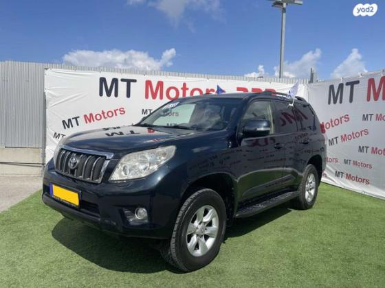 טויוטה לנד קרוזר ארוך 4X4 Luxury אוט' דיזל 7 מק' 3.0 (173 כ''ס) דיזל 2010 למכירה בחיפה