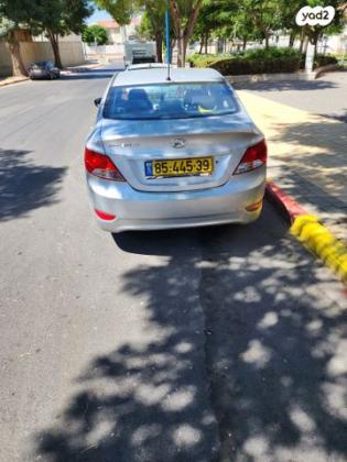 יונדאי i25 Inspire אוט' 1.4 (100 כ''ס) בנזין 2016 למכירה בשדרות