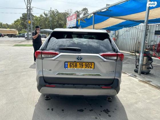 טויוטה RAV4 הייבריד E-xperience הייבריד 5 דל' אוט' 2.5 (178 כ''ס) בנזין 2021 למכירה בנתניה