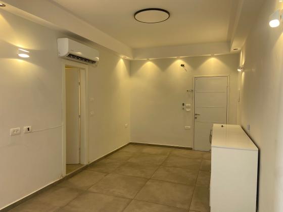 קריניצי 9 (מרכז העיר ב')