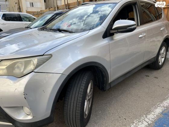 טויוטה RAV4 ארוך 4X4 Premium אוט' 2.0 (151 כ''ס) בנזין 2014 למכירה בראשון לציון