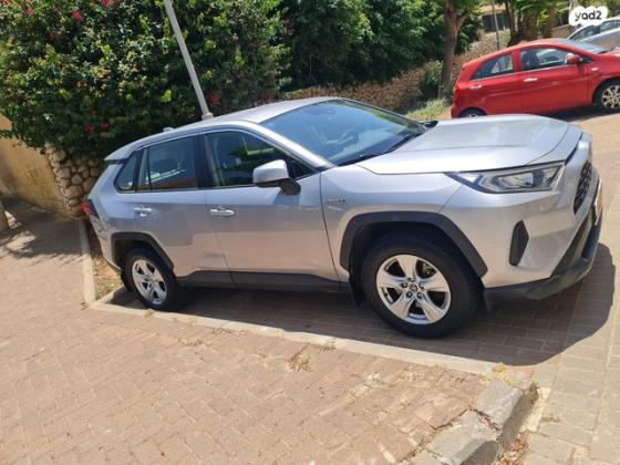 טויוטה RAV4 הייבריד E-volve הייבריד אוט' 2.5 (178 כ''ס) בנזין 2019 למכירה בנתניה