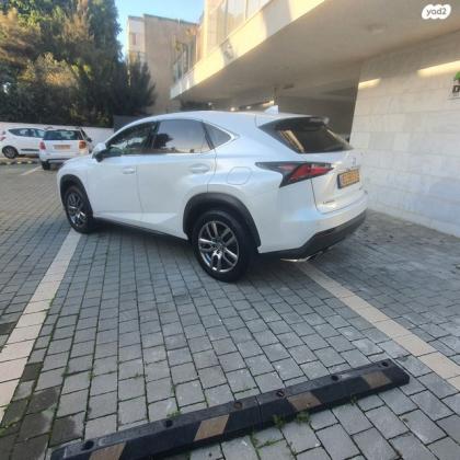 לקסוס NX 4X4 NX200T Premium אוט' 2.0 (238 כ"ס) בנזין 2015 למכירה בחיפה