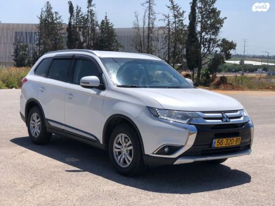 מיצובישי אאוטלנדר Instyle אוט' 7 מק' 2.0 (150 כ"ס) בנזין 2017 למכירה בבני ברק