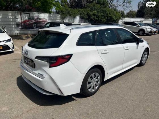 טויוטה קורולה הייבריד Space סטיישן אוט' 1.8 (98 כ''ס) בנזין 2022 למכירה באשדוד