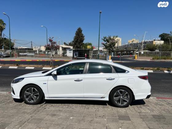יונדאי סונטה הייבריד Premium הייבריד אוט' 2.0 (154 כ"ס) בנזין 2018 למכירה בפתח תקווה