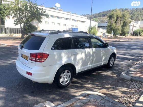 דודג' ג'רני SE אוט' 5 מק' 2.4 (168 כ''ס) בנזין 2009 למכירה בעפולה