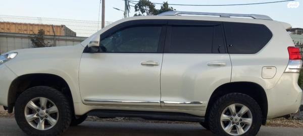טויוטה לנד קרוזר ארוך 4X4 Select אוט' דיזל 7 מק' 3.0 (173 כ''ס) דיזל 2010 למכירה בעיילבון