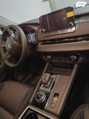 מיצובישי אאוטלנדר Instyle אוט' 7 מק' 2.5 (181 כ"ס) בנזין 2022 למכירה במודיעין מכבים רעות