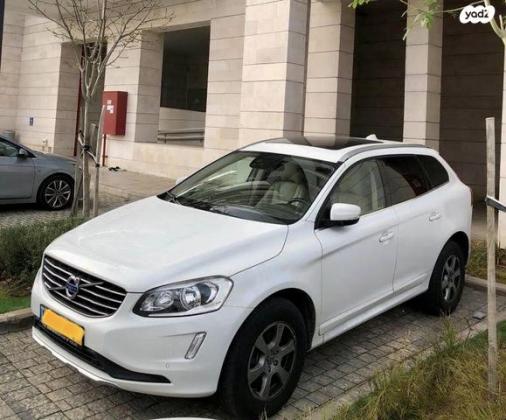 וולוו XC60 T5 Active אוט' 2.0 (245 כ"ס) בנזין 2015 למכירה בפתח תקווה